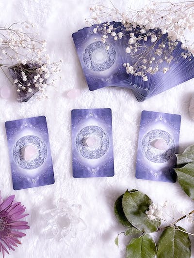 Tarot Card Reading 💜 (1 question)